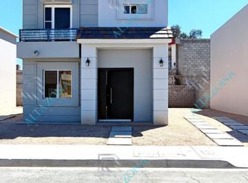 Casa · 105m² · 3 Recámaras · 2 Estacionamientos · Casa Nueva en Cantabria Residencial