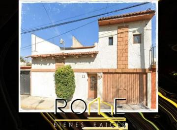 Casa de 4 habitaciones, Gustavo A. Madero · Casa en San Juan de Aragon Ill Sección, de Recuperacion Bancaria!