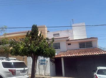 Casa de 3 habitaciones, Zapopan · Casa Renta San Wenceslao
