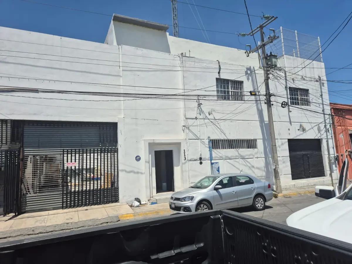 Commercial Building for Rent in San Nicolás de los Garza