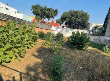 Terreno / Lote , Iztapalapa · Terreno en Venta en Calle Cerrada