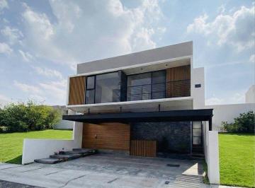 Casa · 321m² · 4 Recámaras · 3 Estacionamientos · Residencia Nueva de Autor Venta Zibatá