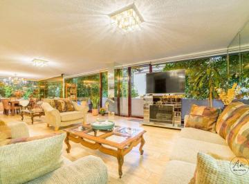 Departamento · 240m² · 3 Recámaras · 2 Estacionamientos · Hermoso Depto en Venta en Condesa, Cdmx