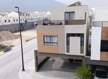 Casa · 229m² · 3 Recámaras · 2 Estacionamientos · Casa en Venta Zona La Reserva en Cumbres García a 5 Min del Muguerza