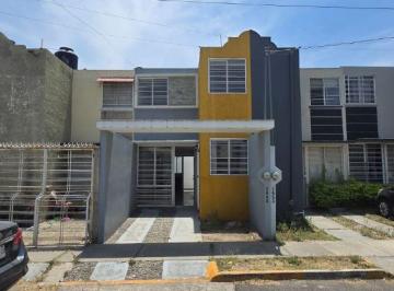 Casa de 2 habitaciones, Zapopan · Gpm Casa en Venta - Valle de San Nicolás, Calle E