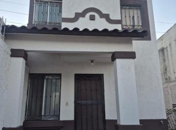 Casa de 2 habitaciones, Monterrey · Casa en Venta en Urbivilla Colonial, Monterrey. Nuevo Leon