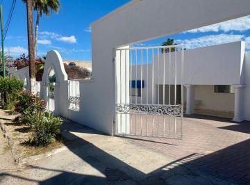 Casa de 5 habitaciones, Hermosillo · Casa Sobre La Playa en Venta en Bahía de Kino