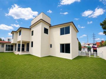 Casa · 372m² · 4 Recámaras · 2 Estacionamientos · Casa en Venta Paseo de La Asunción, Paseo Santa Ana 10