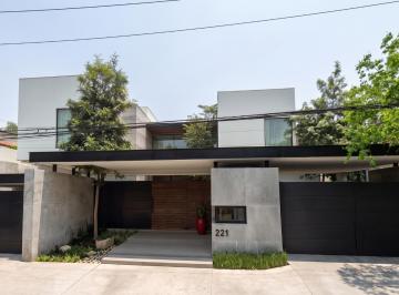 Casa en Venta de 6 habitaciones Del Valle · Casa en Venta en San Pedro Garza Garcia