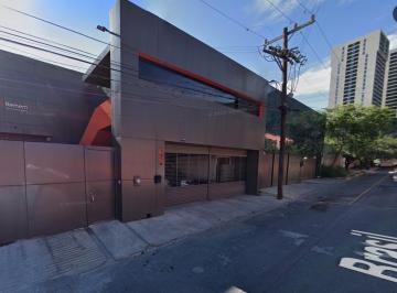 Bodega comercial · 969m² · 8 Estacionamientos · Venta de Bodega y Oficinas en Las Torres, Valle Oriente