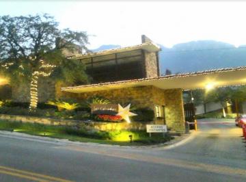 Terreno / Lote · 2039m² · Terreno en Venta Las Calzadas