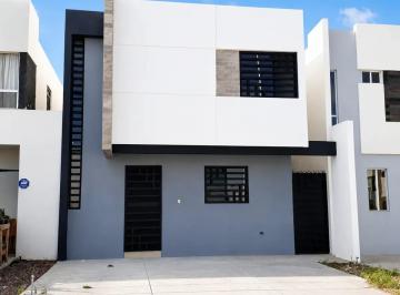 1 · Casa en Renta en Apodaca