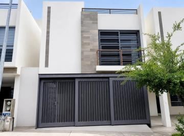 1 · Casa Amueblada en Renta en Brianzzas Residencial, General Escobedo