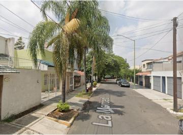 Casa de 4 habitaciones, Guadalajara · Casa en Colonia Chapalita, Casa en Venta en Guadalajara, Casa de Remate!