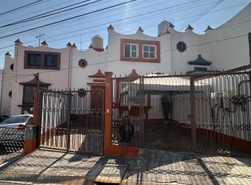Casa · 189m² · 3 Recámaras · 2 Estacionamientos · Casa - Ciudad Satélite
