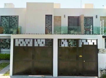 Casa de 3 habitaciones, León · Casa en Venta Rubi Residencial Al Sur de Leon