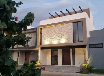 Casa de 3 habitaciones, Zapopan · Casa en Valle Imperial Coto Cerezo