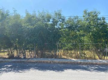 1 · Terreno en Venta en El Centro de Pesquería, en Esquina, Ideal Para Quinta, Casa o Negocio