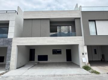 Casa · 170m² · 3 Recámaras · 2 Estacionamientos · Casa - Santoral II