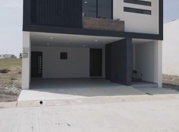 Casa de 3 habitaciones, Alvarado · Casa Nueva en Venta en Punta Lomas | 3 Recámaras con Baño y Vestidor | Equipada y con Jardín