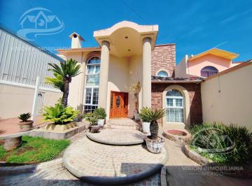 Casa · 269m² · 3 Recámaras · 3 Estacionamientos · Venta de Casa en Tlaxcala
