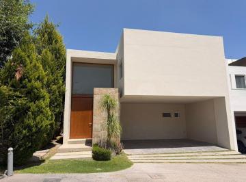 Casa de 3 habitaciones, San Luis Potosí · Casa en Renta en Pedregal I - $35k