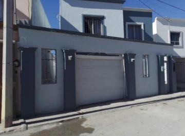Casa de 3 habitaciones, Frontera · Se Vende Casa Primero de Mayo #1022, Colonia 10 de Mayo, C. P. 25717