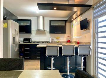 Casa de 3 habitaciones, Monterrey · Casa en Venta en Cumbres San Agustín, Segundo Sector, con Excedente de Terreno.