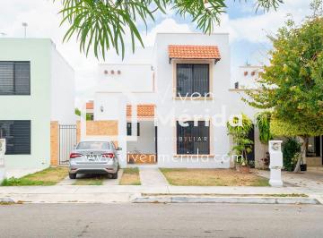 Casa de 2 habitaciones, Mérida · Casa en Renta Gran Santa Fe Mérida