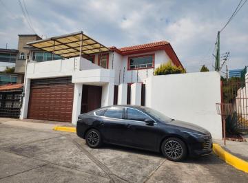 Casa de 3 habitaciones, Naucalpan de Juárez · Casa en Venta en Ciudad Satélite