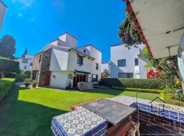 Casa en condominio · 219m² · 3 Recámaras · 4 Estacionamientos · Casa en Condominio en Toriello Guerra