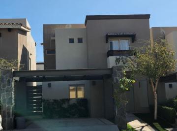 Casa de 3 habitaciones, Los Cabos · Casa en Cabo del Mar | Seguridad 24/7 + 3 Recámaras + Cerca de Costco y Todo Lo Importante