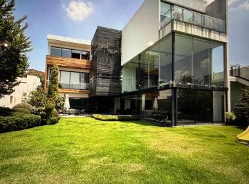 Casa de 7 habitaciones, Miguel Hidalgo · Casa Espectacular en Venta en Bosque de Las Lomas - 1017 m² de Terreno, con Depto Independiente
