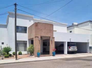 Casa de 3 habitaciones, Hermosillo · Hermosa Casa en Venta en Paloma IV