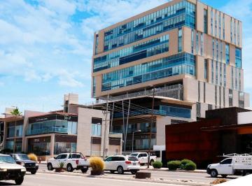 Local comercial · 167m² · 10 Estacionamientos · Local en Renta en Grand Kino de Hermosillo, Sonora