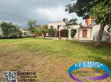Casa de 6 habitaciones, Fortín · Amplia Casa en Renta en Fortín