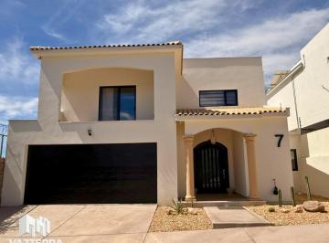Casa de 3 habitaciones, Chihuahua · Casa en Renta Pedregal de San Angel