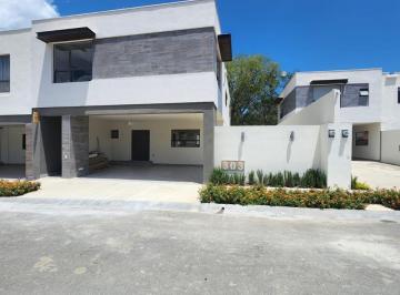 Casa de 3 habitaciones, Santiago · Casa en Venta Fraccionamiento Los Linos, El Barrial, Excelente Oportunidad!