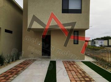 Casa de 3 habitaciones, García · Garcia, Casa Dos Pisos en Venta