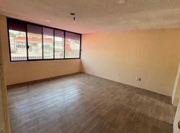 Casa de 3 habitaciones, Tlalpan · Estricta Vigilancia, Patio, Cuarto de Servicio