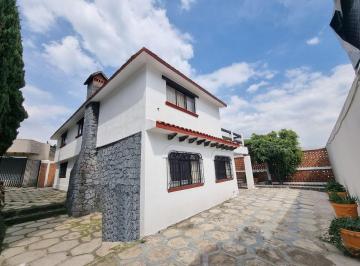 Casa de 3 habitaciones, La Magdalena Contreras · Casa en San Nicolas Totolapan con Jardin