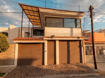 Casa de 3 habitaciones, Tlalnepantla de Baz · Venta de Casa en Colonia Jardines de Santa Monica Tlanepantla de Baz Estado de Mexico