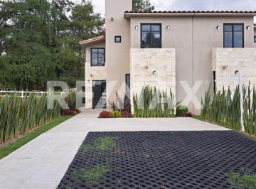Casa · 196m² · 3 Recámaras · 2 Estacionamientos · Venta de Casa Nueva en Club de Golf La Esmeralda. - (4)