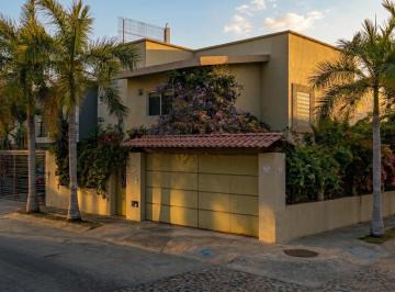 Casa de 3 habitaciones, Puerto Vallarta · Venta de Casa en Colonia Fluvial Vallarta, Puerto Vallarta Jalisco