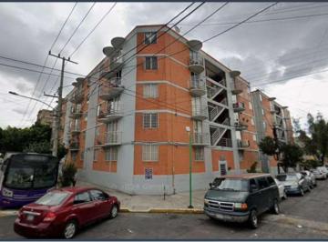 Departamento de 2 habitaciones, Venustiano Carranza · Departamento en 4to Piso en Venta