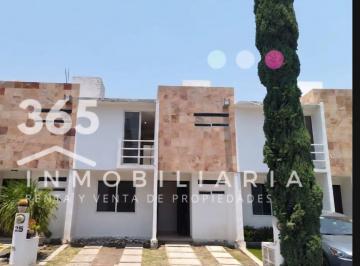 Casa de 2 habitaciones, Querétaro · Casa en Renta en Fraccionamiento Palmares Enfrente de Antea