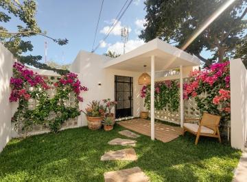 Casa de 2 habitaciones, Mérida · Casa Remodelada de Una Planta en Venta en Centro de Mérida