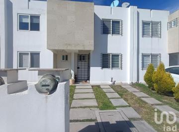 Casa · 90m² · 3 Recámaras · 1 Estacionamiento · Casa Habitación en Venta en Tres Cantos Residencial, Querétaro, Querétaro
