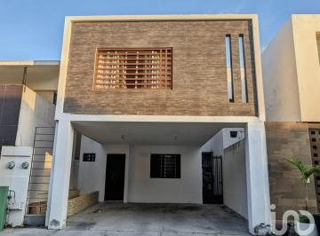 Casa · 161m² · 3 Recámaras · 2 Estacionamientos · Casa en Venta Anáhuac La Escondida San Nicolas de Los Garza Nl
