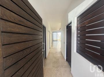 Casa · 356m² · 4 Recámaras · Casa en Venta en Cumbres del Lago Juriquilla